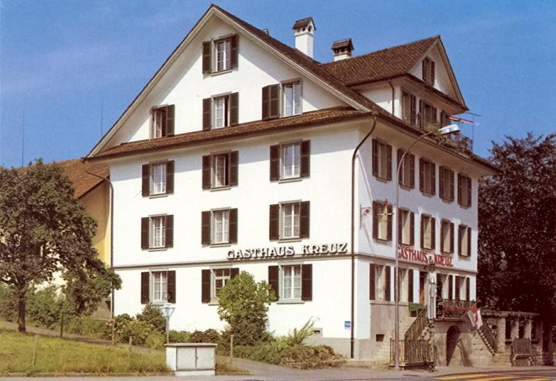 Gasthaus Zum Kreuz Meggen Exterior foto