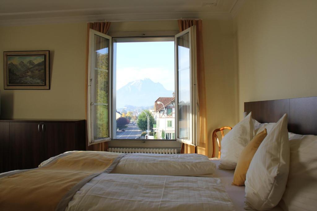 Gasthaus Zum Kreuz Meggen Quarto foto